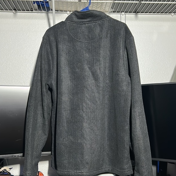 London fog crewneck sweater. Size large and is in great condition, barely worn. - Picture 2 of 2